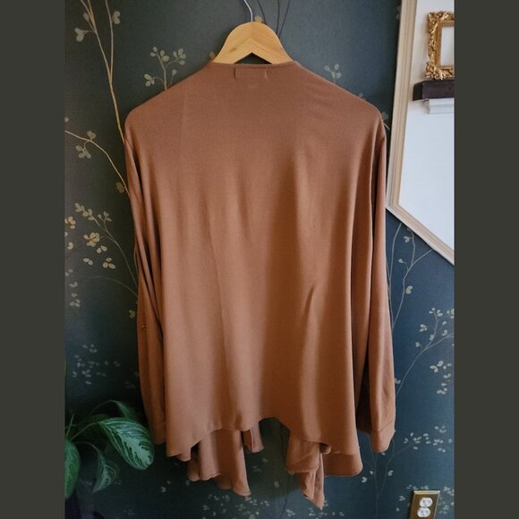 Drape Front Kimono by Torrid, Tobacco Brown, 3x - Picture 2 of 8